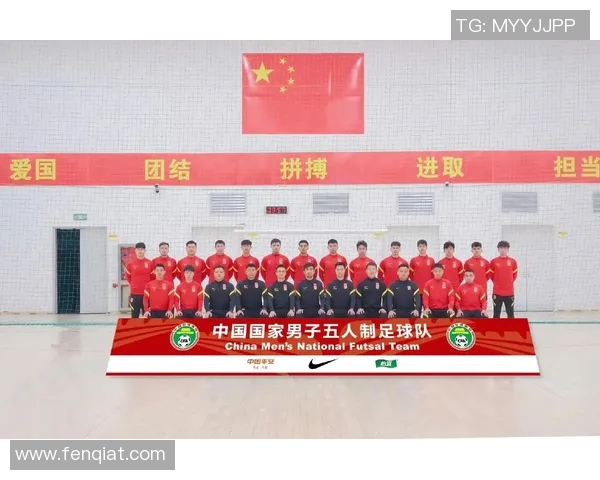 五人式足球的魅力与挑战探讨团队协作与个人技术的完美结合